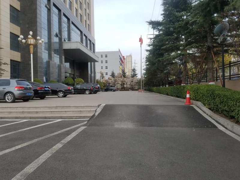 太原市工程机械行业动态：鸿伟鑫工贸有限公司引领市场变革